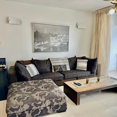 Superb Seaview Flat, Prime Area Apartment Larnaca Exterior photo