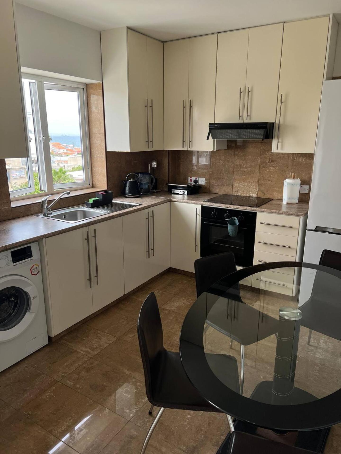 Διαμέρισμα Superb Seaview Flat, Prime Area Λάρνακα